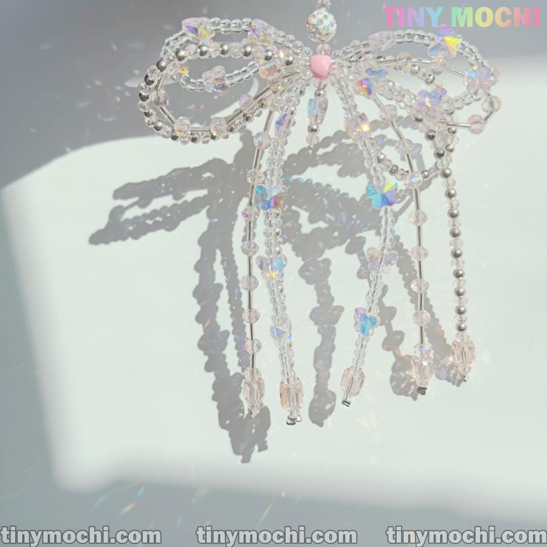 Pinky Crystal Bow Pearl Keychain – Elegant & Aesthetic Accessory for Bags, Keys and More - Tiny Mochi