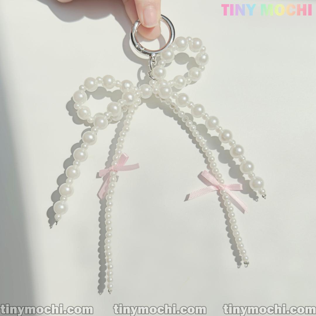 Sweet Pearl Light Pink Bow Keychain – Coquette Aesthetic Charm for Bags & More - Tiny Mochi