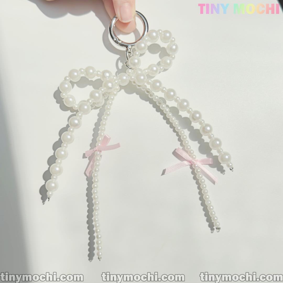 Sweet Pearl Light Pink Bow Keychain – Coquette Aesthetic Charm for Bags & More - Tiny Mochi