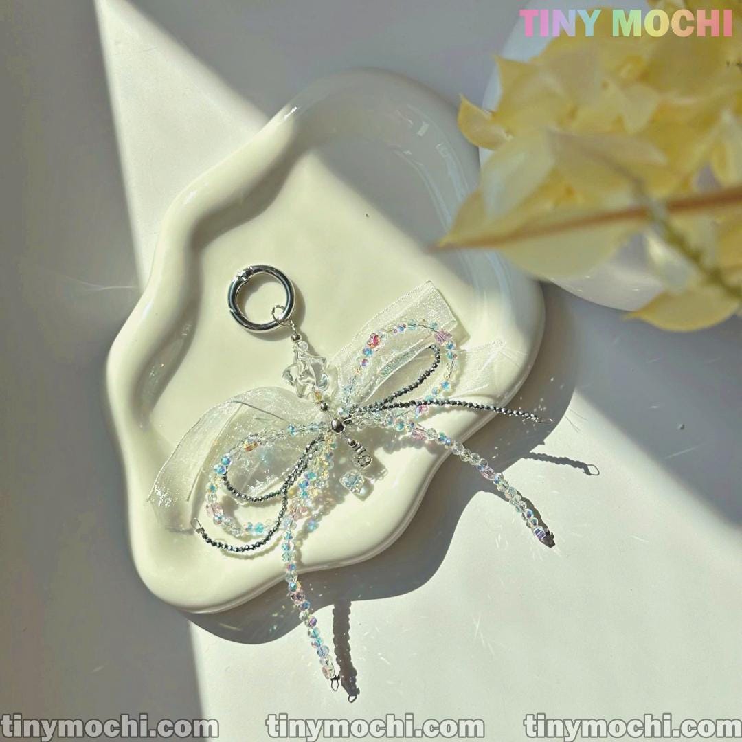 Iridescent Beaded Bow Charm – Handmade Fairycore & Coquette Aesthetic Keychain - Tiny Mochi