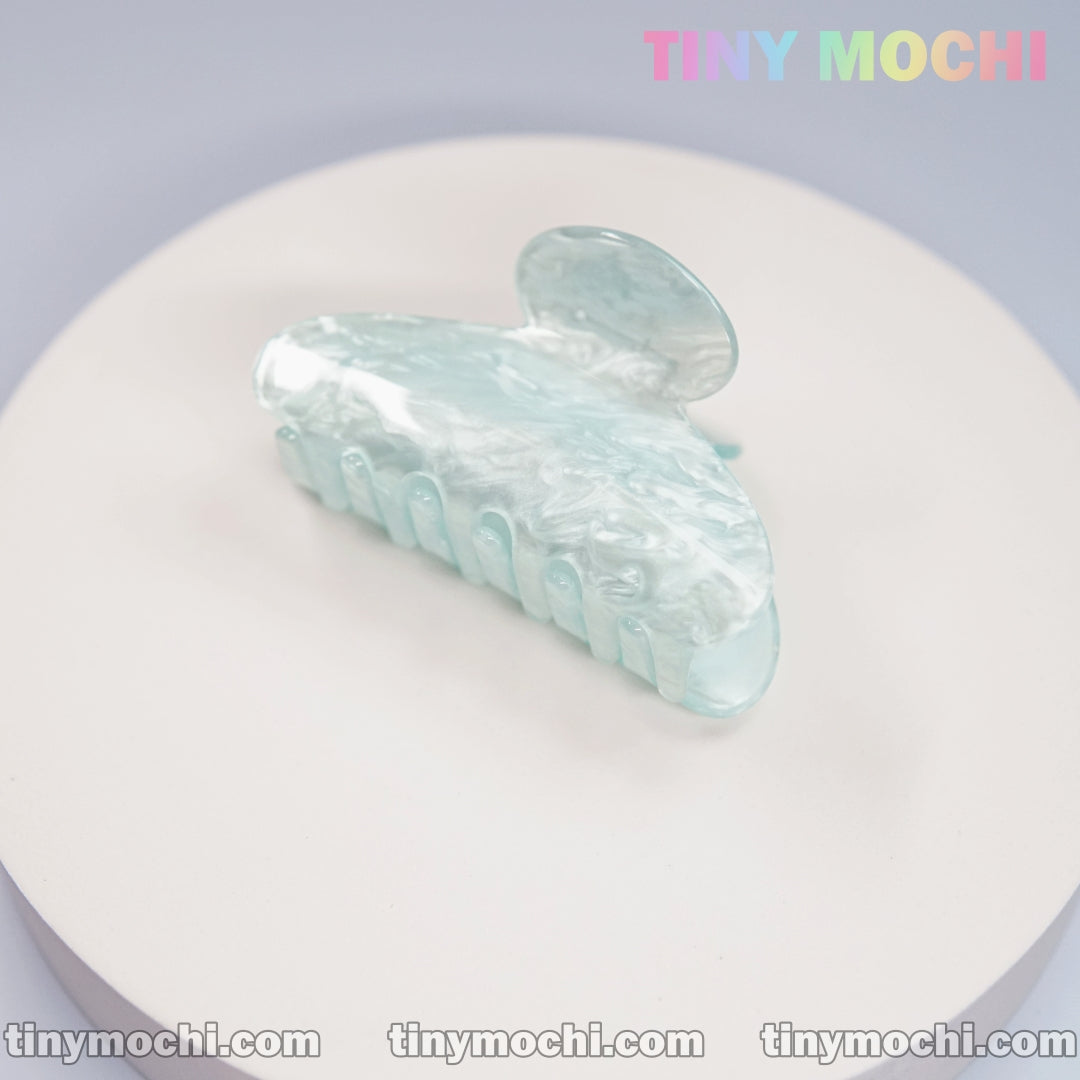 Glossy Pearl Effect Acrylic Hair Clip – Chic and Durable Hair Accessory for Women - Tiny Mochi