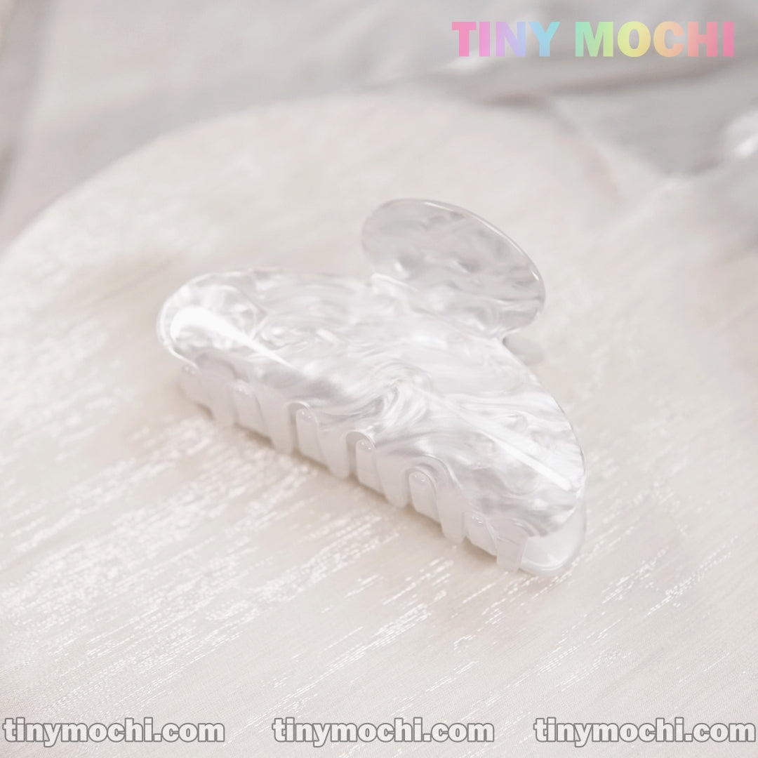 Glossy Pearl Effect Acrylic Hair Clip – Chic and Durable Hair Accessory for Women - Tiny Mochi