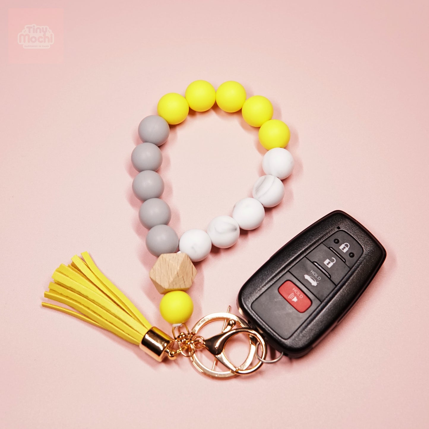 Elastic Silicone Bead Keychain Bracelet Wooden Beads Suede Circle Tassel Wristle - Tiny Mochi