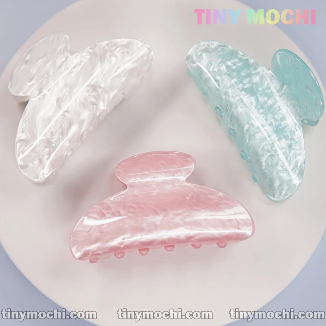 Glossy Pearl Effect Acrylic Hair Clip – Chic and Durable Hair Accessory for Women - Tiny Mochi