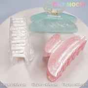 Glossy Pearl Effect Acrylic Hair Clip – Chic and Durable Hair Accessory for Women - Tiny Mochi
