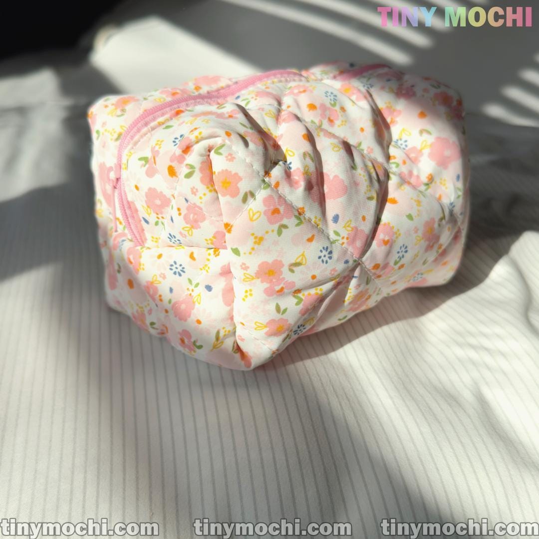 Floral Quilted Cosmetic Bag, Beauty Case - Coquette Quilted Pouch for Travel - 6.7" x 4.5" x 3.9" - Tiny Mochi