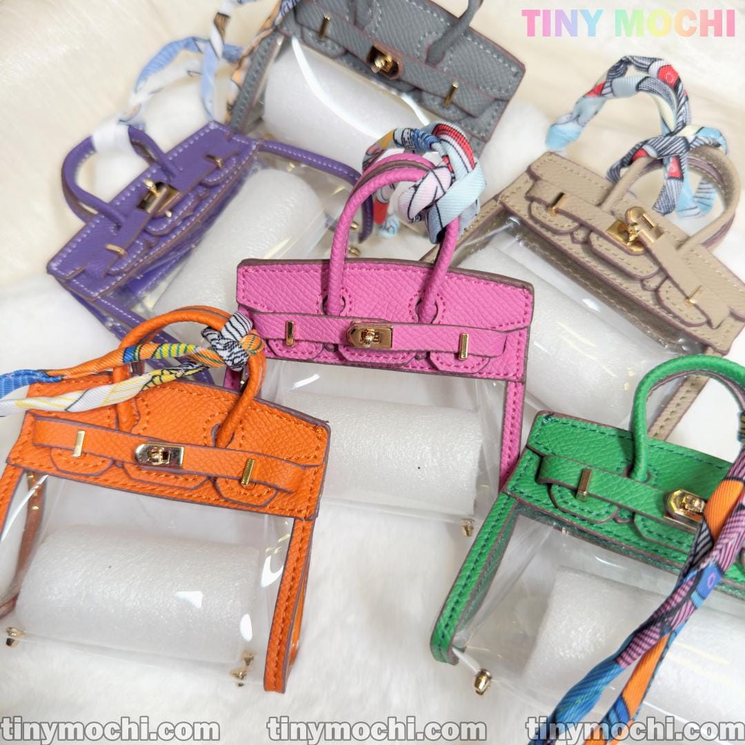 Tote-Shaped Transparent Key Pouch, Stylish Mini Bag Key Holder,  Durable TPU Car Key Case for Women, Chic, Functional Key Organizer — Part 2 - Tiny Mochi